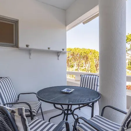 Cozy 2 Bdr W/balcony In By Lovelystay Apartamento Vale do Lobo