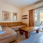 Apartment Cozy 2 Bdr W/balcony In By Lovelystay Vale do Lobo